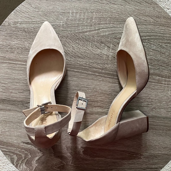 SCHUTZ Shoes - EUC SCHUTZ Tan Suede Block Heel Shoes